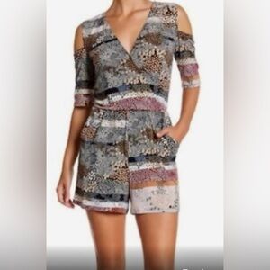 BCBGeneration Short Sleeve Cold Shoulder Circle & Spots Romper Surplice Bodice